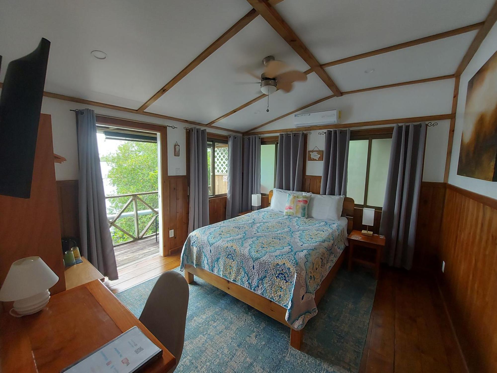 בוקס דל טורו The Sunsetter Bed & Breakfast מראה חיצוני תמונה